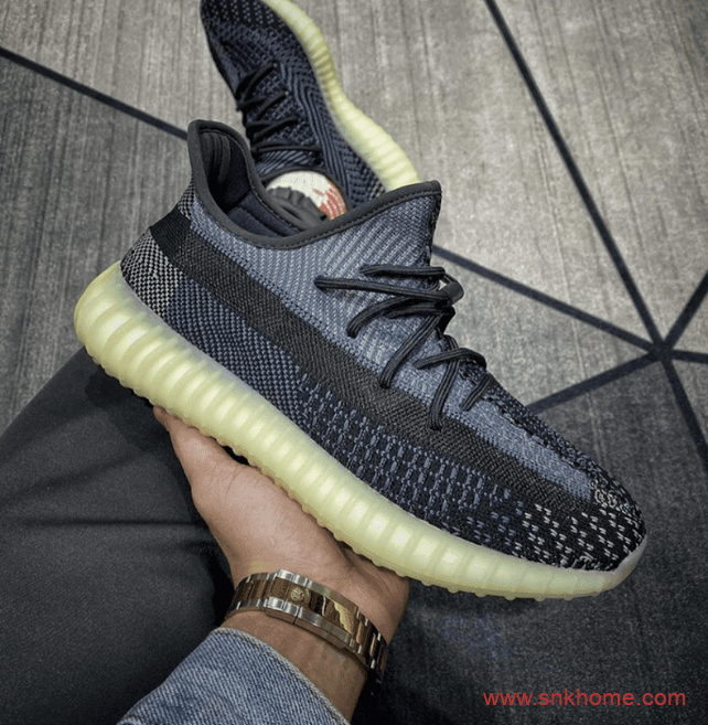 Yeezy 350 V2全新配色牛仔拼接上脚图曝光