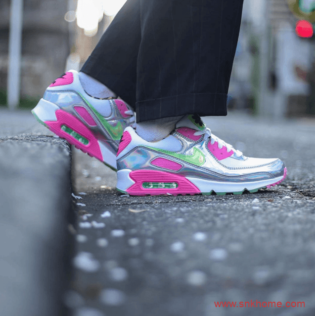 Nike Air Max 90 LX  耐克MAX90单宁小花炫彩发售价格 货号：CQ2559-100（幻彩）/CQ3499-300（黄绿）