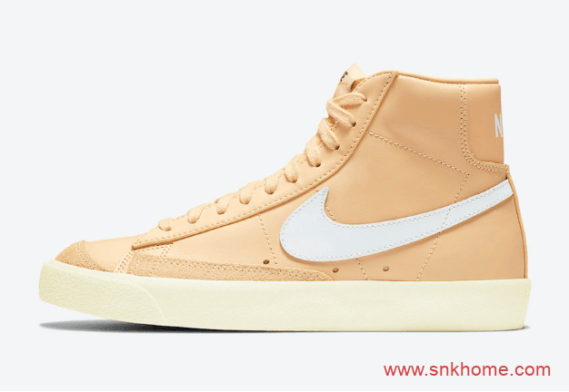 耐克开拓者高帮女子米黄色板鞋 Nike Blazer Mid'77 少女感爆棚女子耐克板鞋发售日期 货号：CZ1055-700