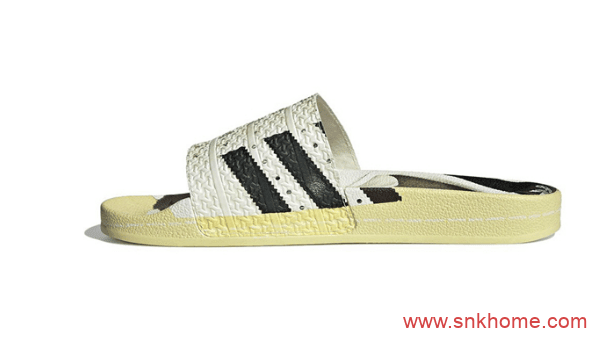 三叶草拖鞋贝壳头元素 adidas Originals adilette Superstar 阿迪达斯三杠黑白拖鞋官图释出