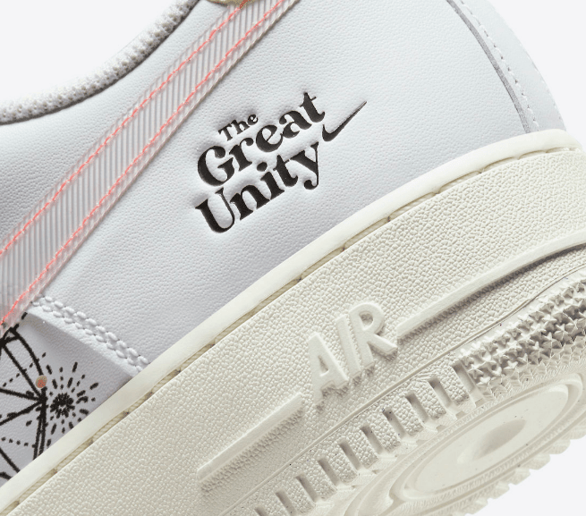 耐克空军淬火金属鞋带扣 Nike Air Force 1 Low “The Great Unity” 耐克空军抽象画点缀全新配色 货号：DM5447-111