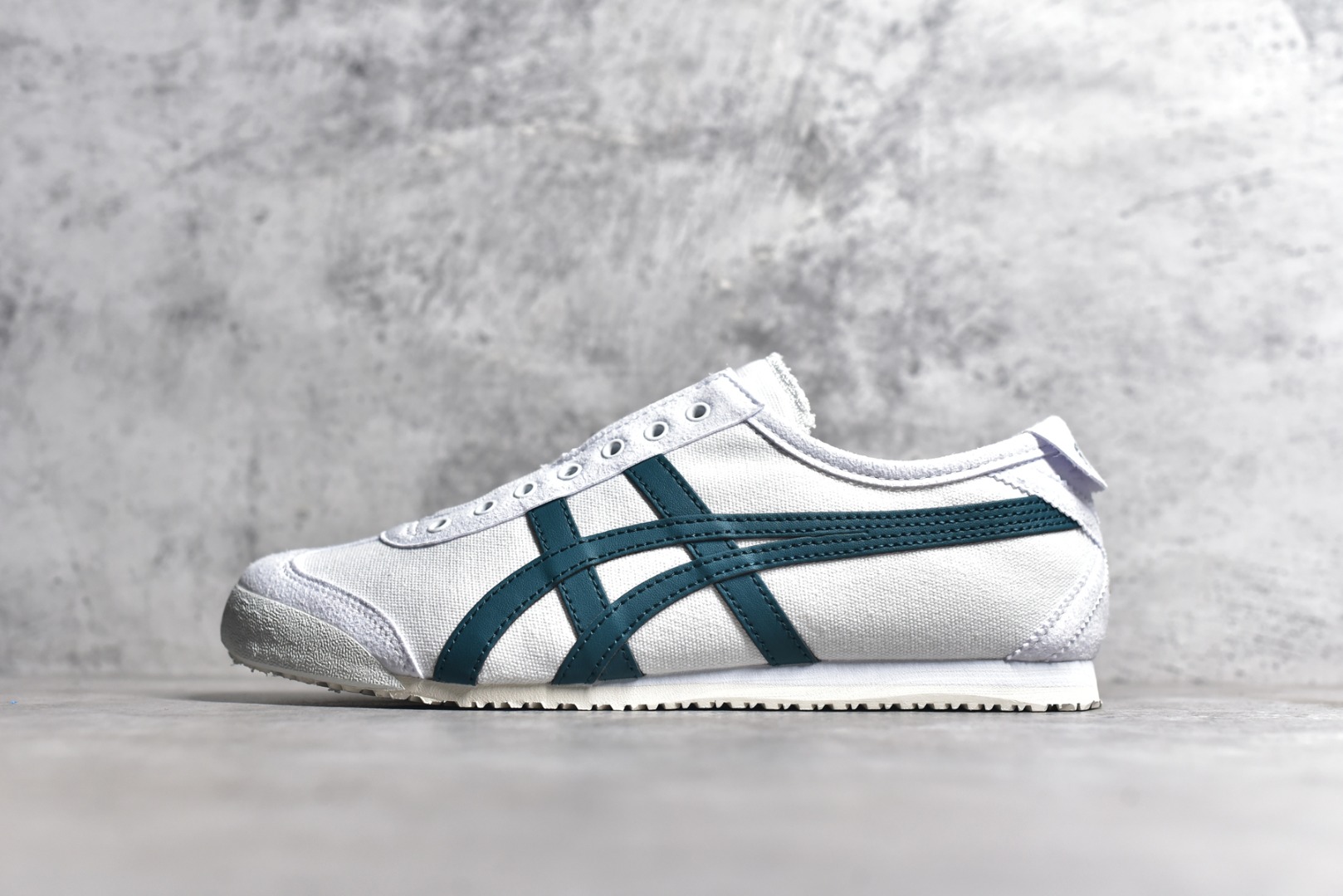 Asics Onitsuka Tiger MEXICO 66,亚瑟士鬼冢虎白蓝,亚瑟士帆布鞋