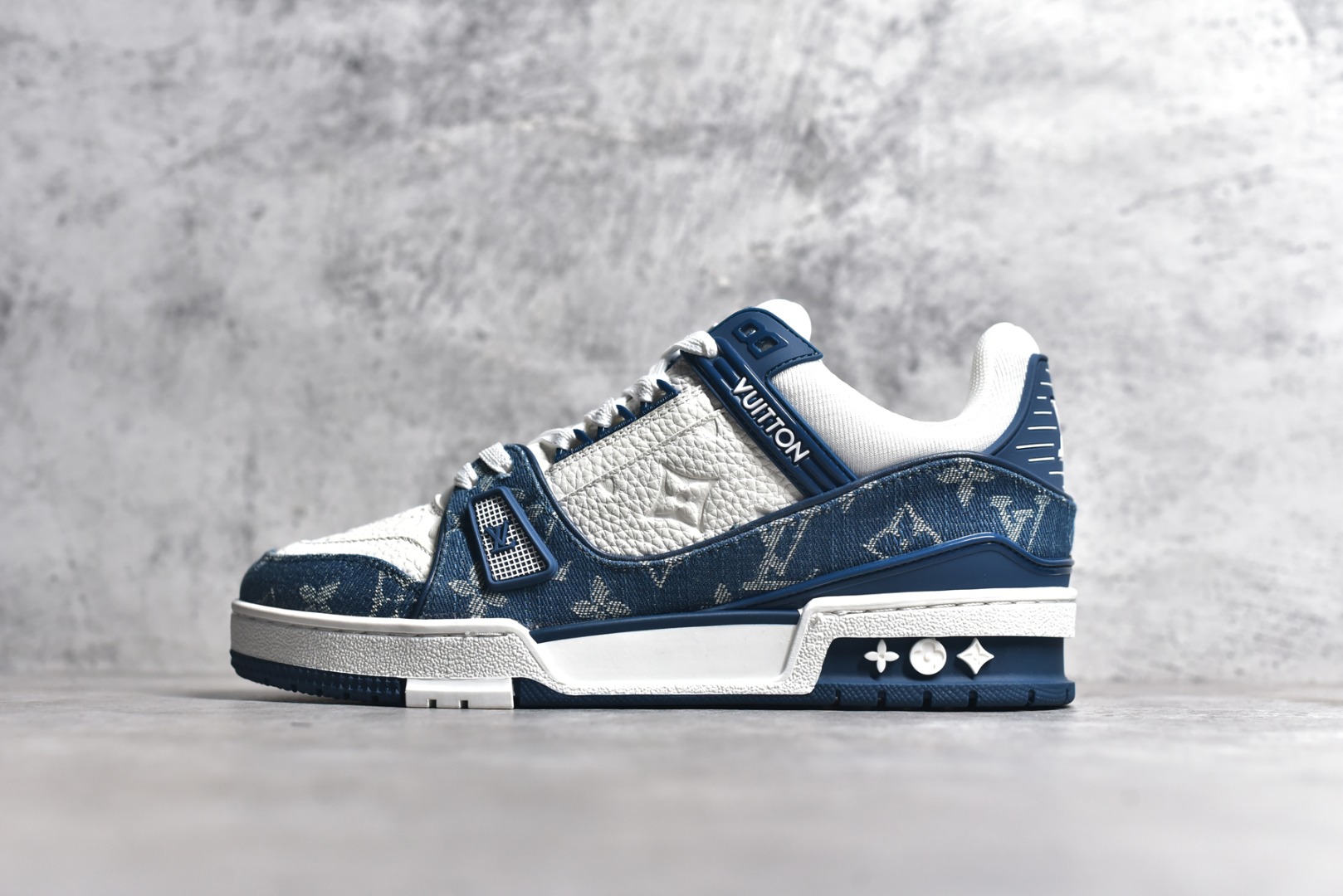 LV Trainer,LV白蓝跑鞋,东莞LV货源