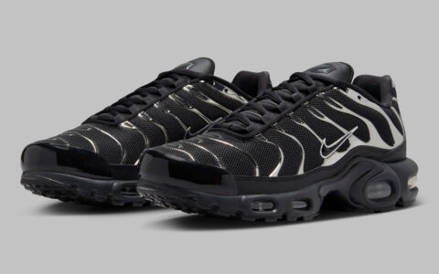 耐克气垫跑鞋穿正常码合适液态金属溅到 Nike Air Max Plus 上 货号HJ9743-001